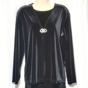 Notations Black Velvet Layered Blouse/Cardigan with Rhinestone Heart Clasp (XL)